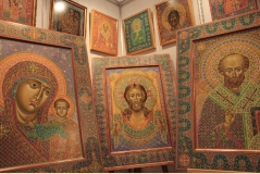 Иконы Юрия кузнецова на выставке «Православная Русь»border=